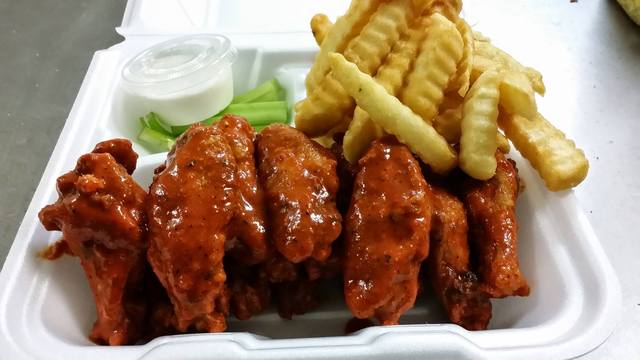 Order Buffalo Wings(10pcs)Combo food online from America Best Wings store, Henrico on bringmethat.com