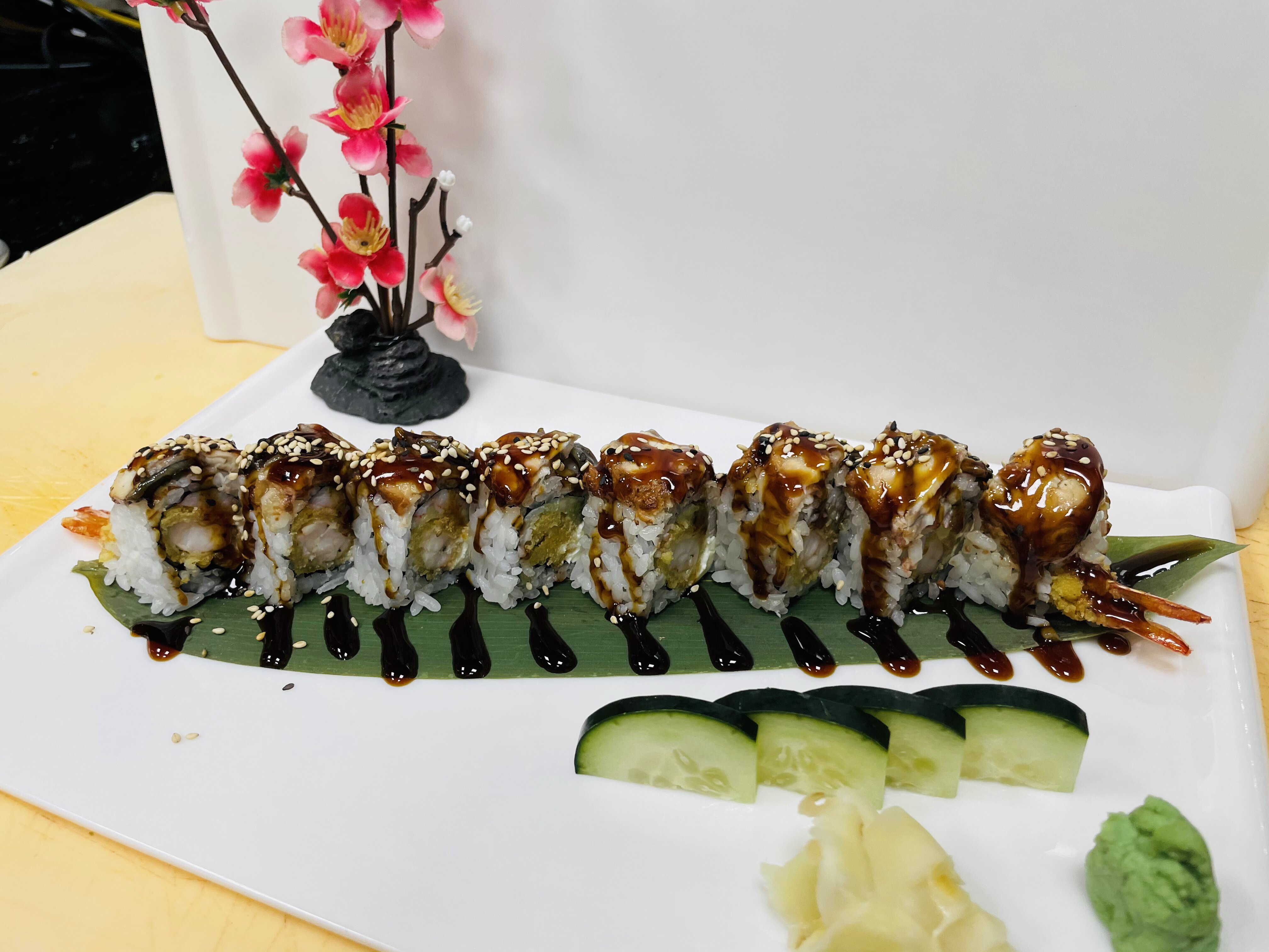 Order S15. Red 8 Roll food online from Asian Cuisine & Sushi Bar store, Salt Lake City on bringmethat.com