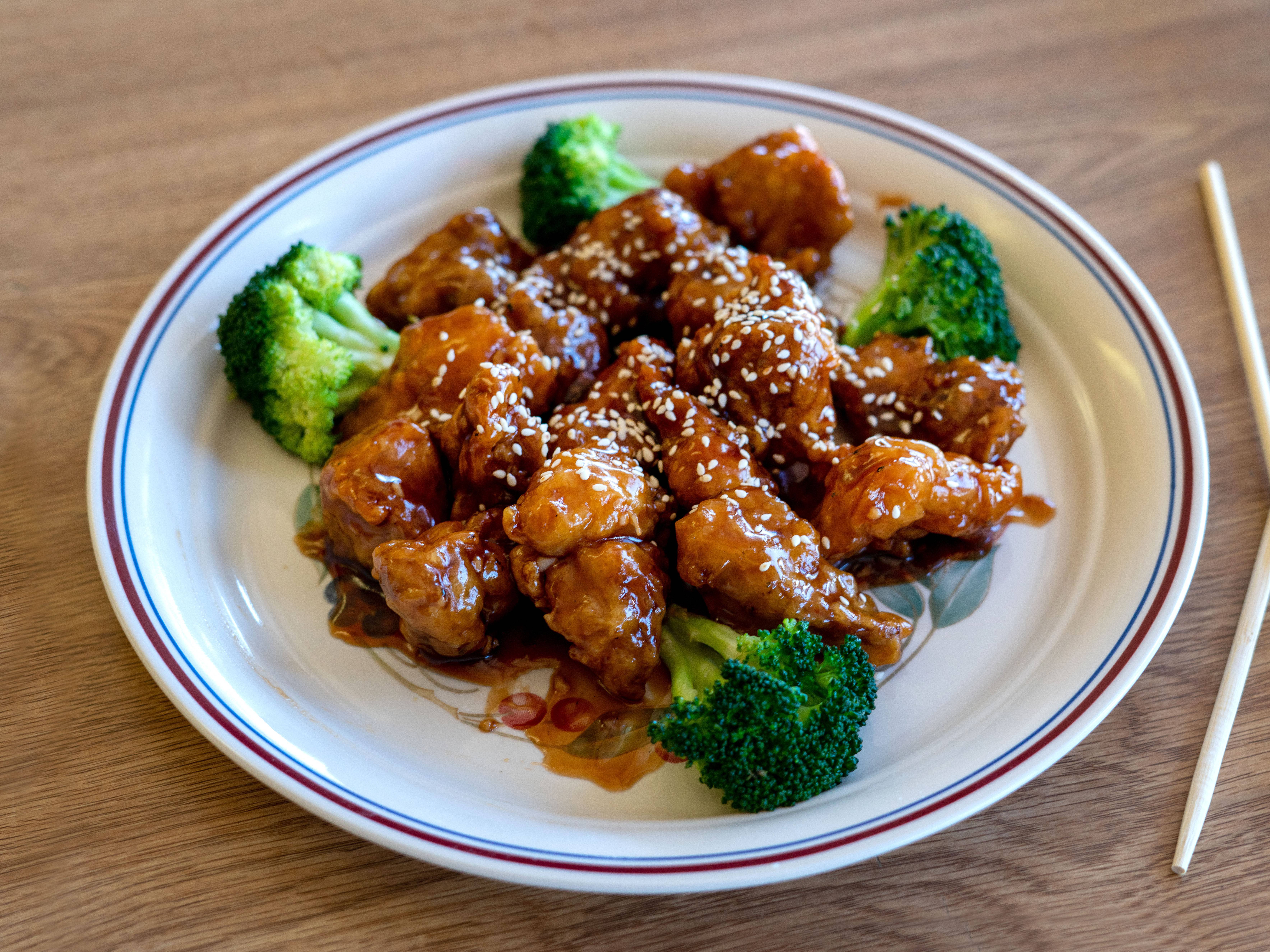 Order L14. Sesame Chicken Lunch Special food online from Panda Delite store, Carrollton on bringmethat.com