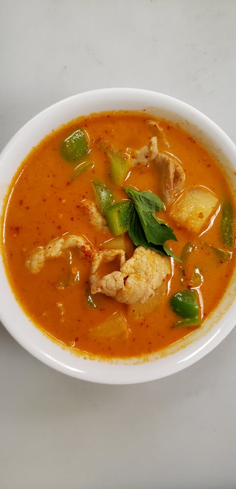Order Pineapple Curry food online from Bhan Thai store, Colorado Springs on bringmethat.com