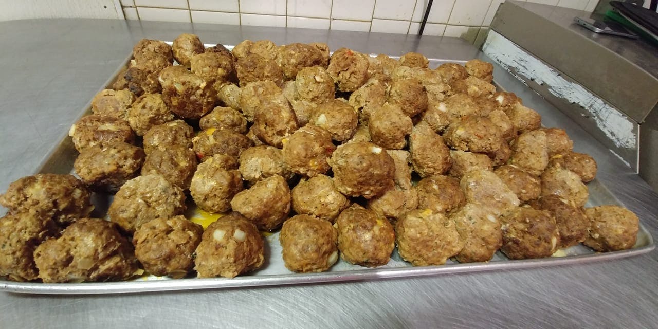 Order Meatballs - 3 Pieces food online from Yordana Pizza Ii store, Fairless Hills on bringmethat.com