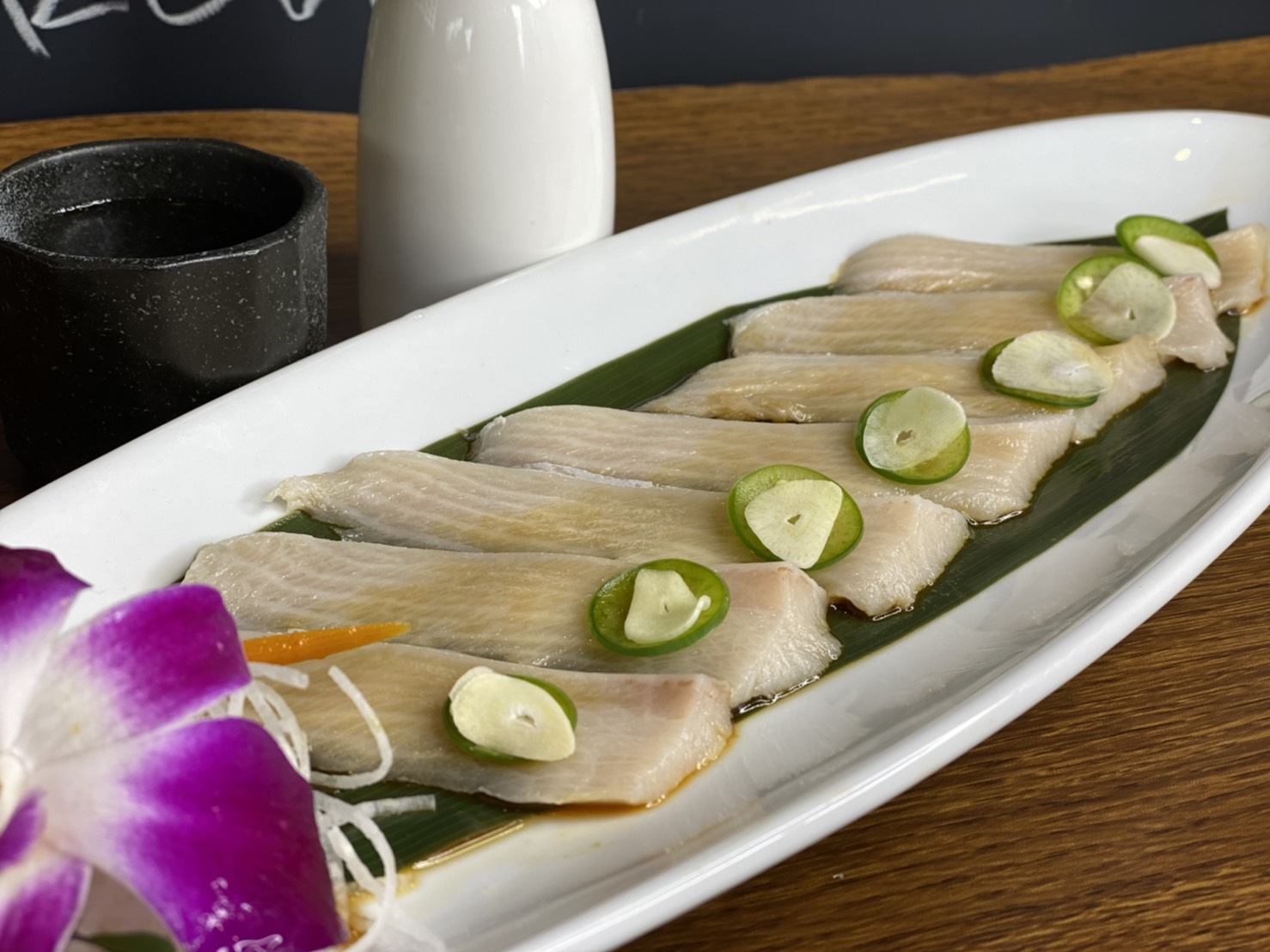 Order Yellowtail Jalapeno food online from Kome Sushi And Fusion Restaurant store, Garden Grove on bringmethat.com