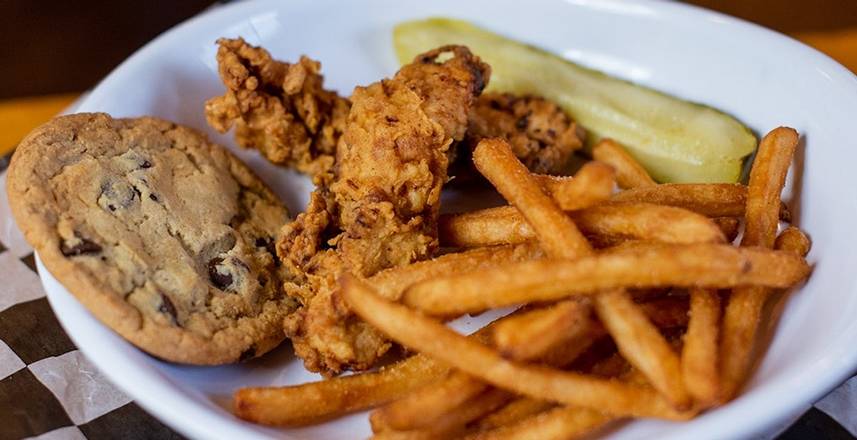 Order Kids Chicken Fingers food online from The Boulder Tap House store, Rochester on bringmethat.com