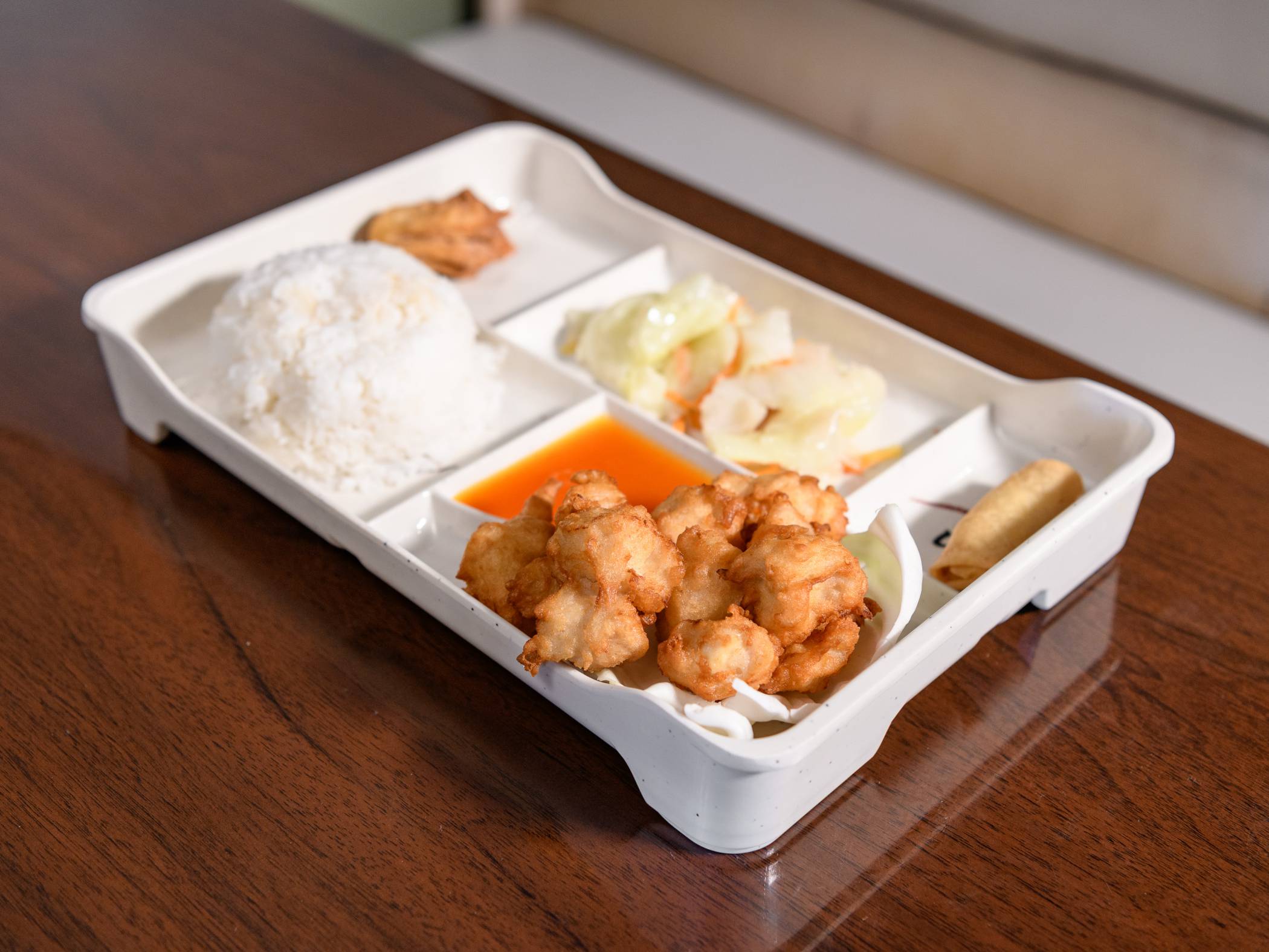 Order R1. Sweet and Sour Chicken Rice Box food online from Tea Cafe On The Corner store, Norman on bringmethat.com