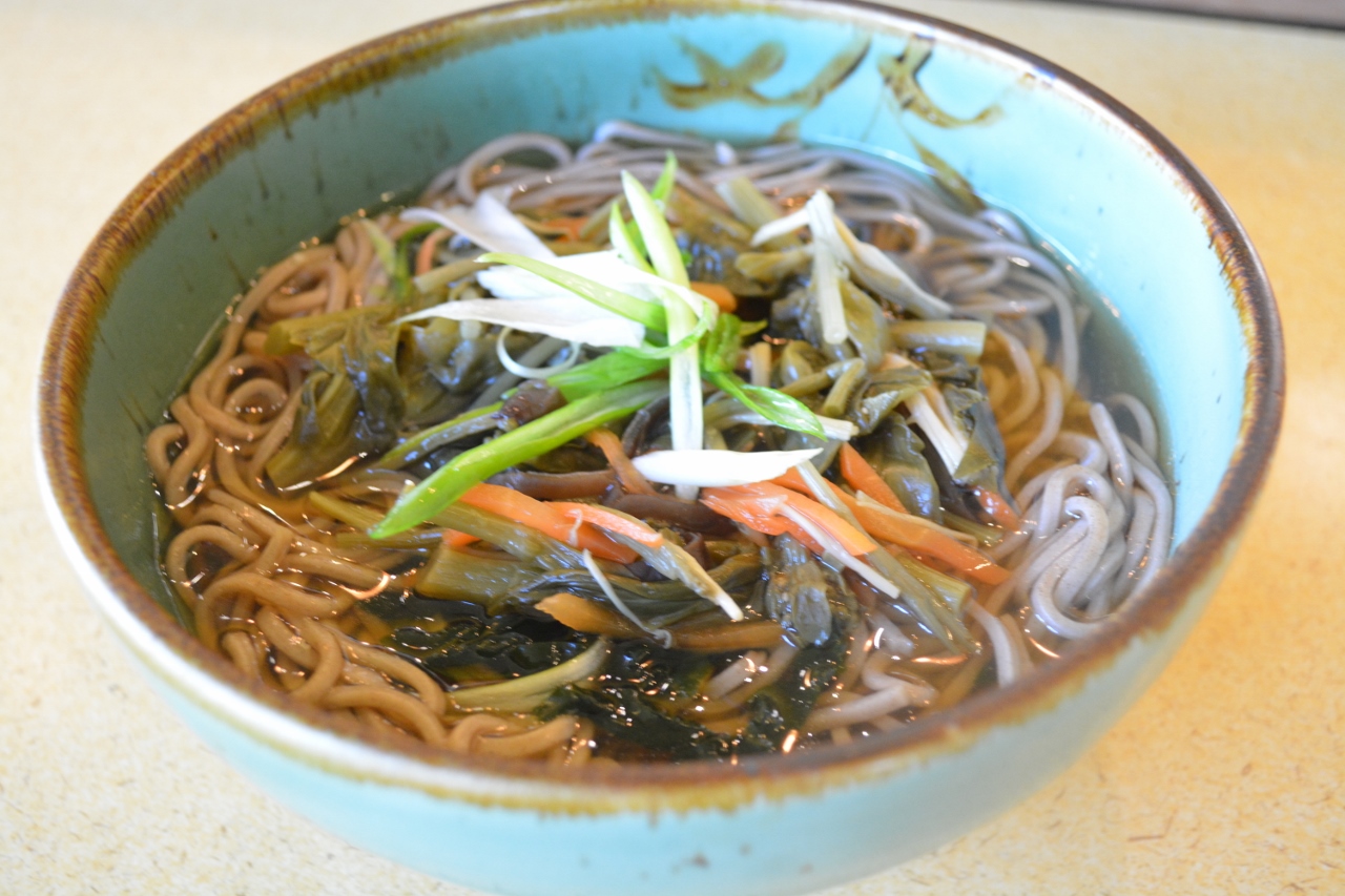 Order Sansai Hot Noodles food online from Mitama store, Berkeley on bringmethat.com