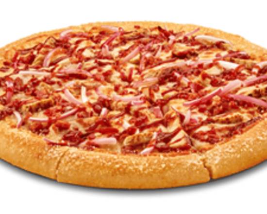 Order 10" BBQ Chicken food online from Hungry Howie's Pizza store, DEERFIELD BEACH on bringmethat.com