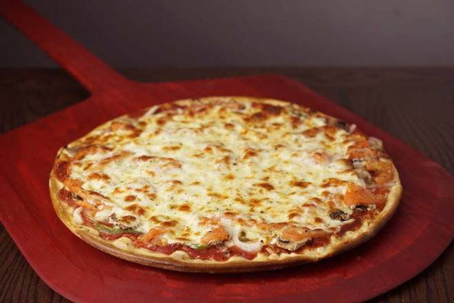 Order Vegetarian Deluxe Pizza food online from Rosati's Pizza store, Buffalo Grove on bringmethat.com