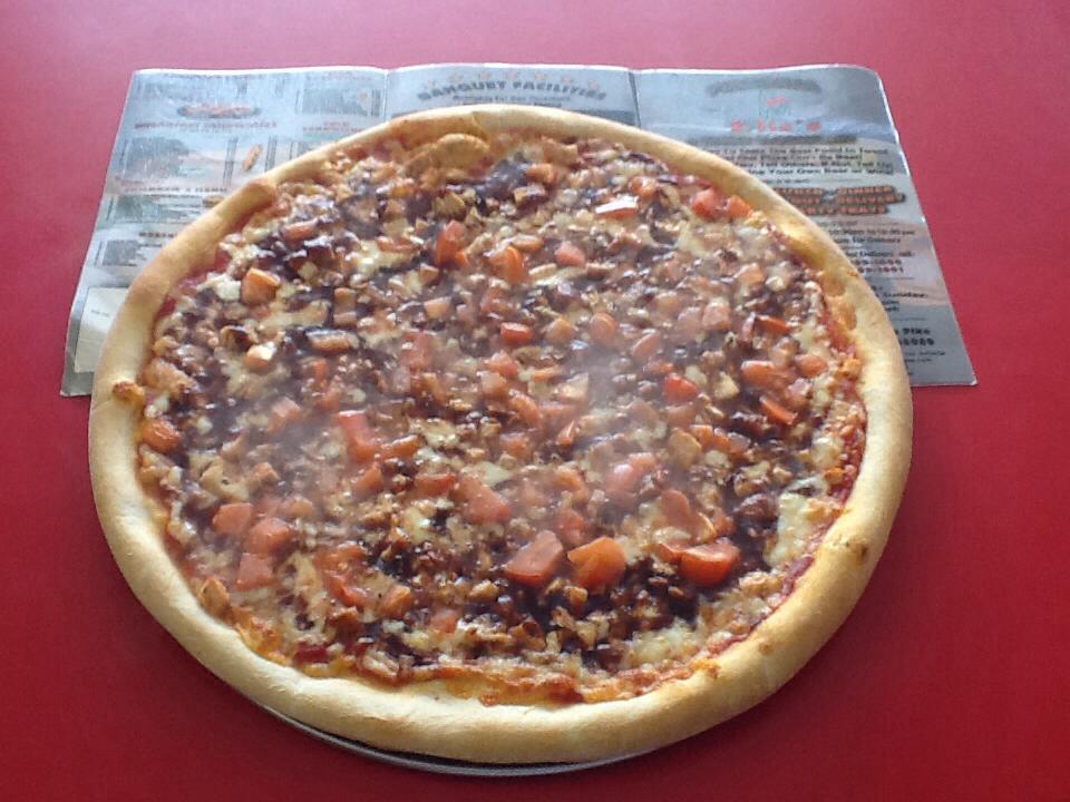 Order BBQ Chicken Pizza food online from Elis Pizzeria store, Chesilhurst on bringmethat.com