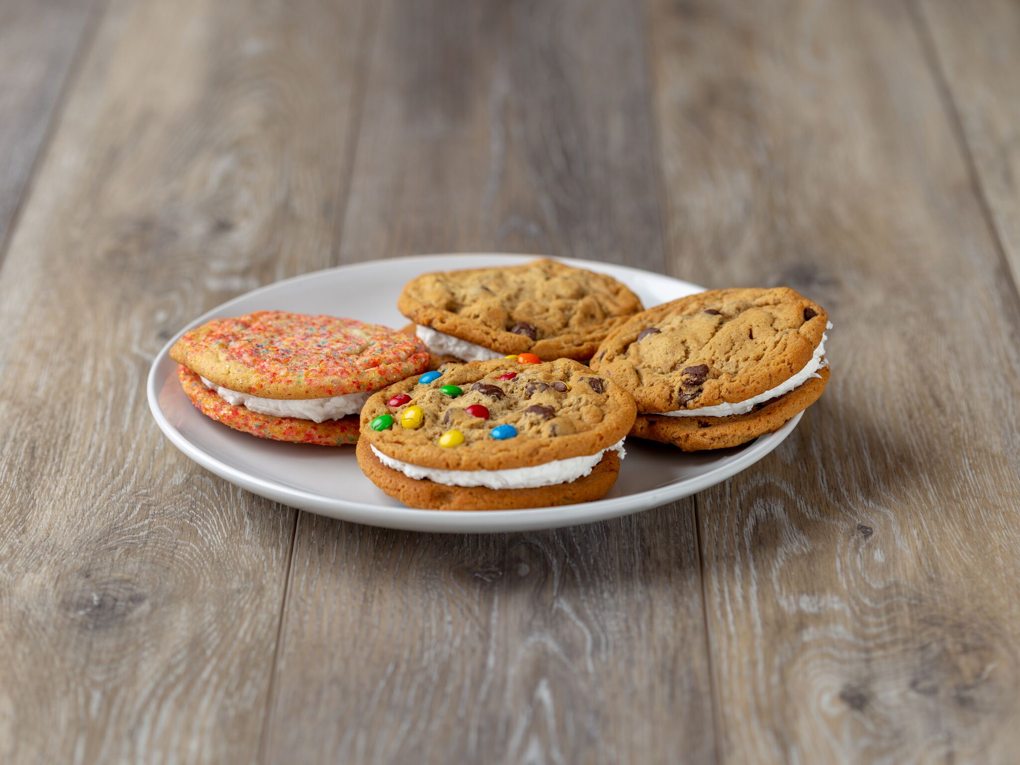 Order Double Doozie Cookie food online from Great American Cookies store, Atlanta on bringmethat.com