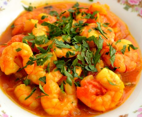 Order Shrimp Curry food online from Curry India store, New York on bringmethat.com