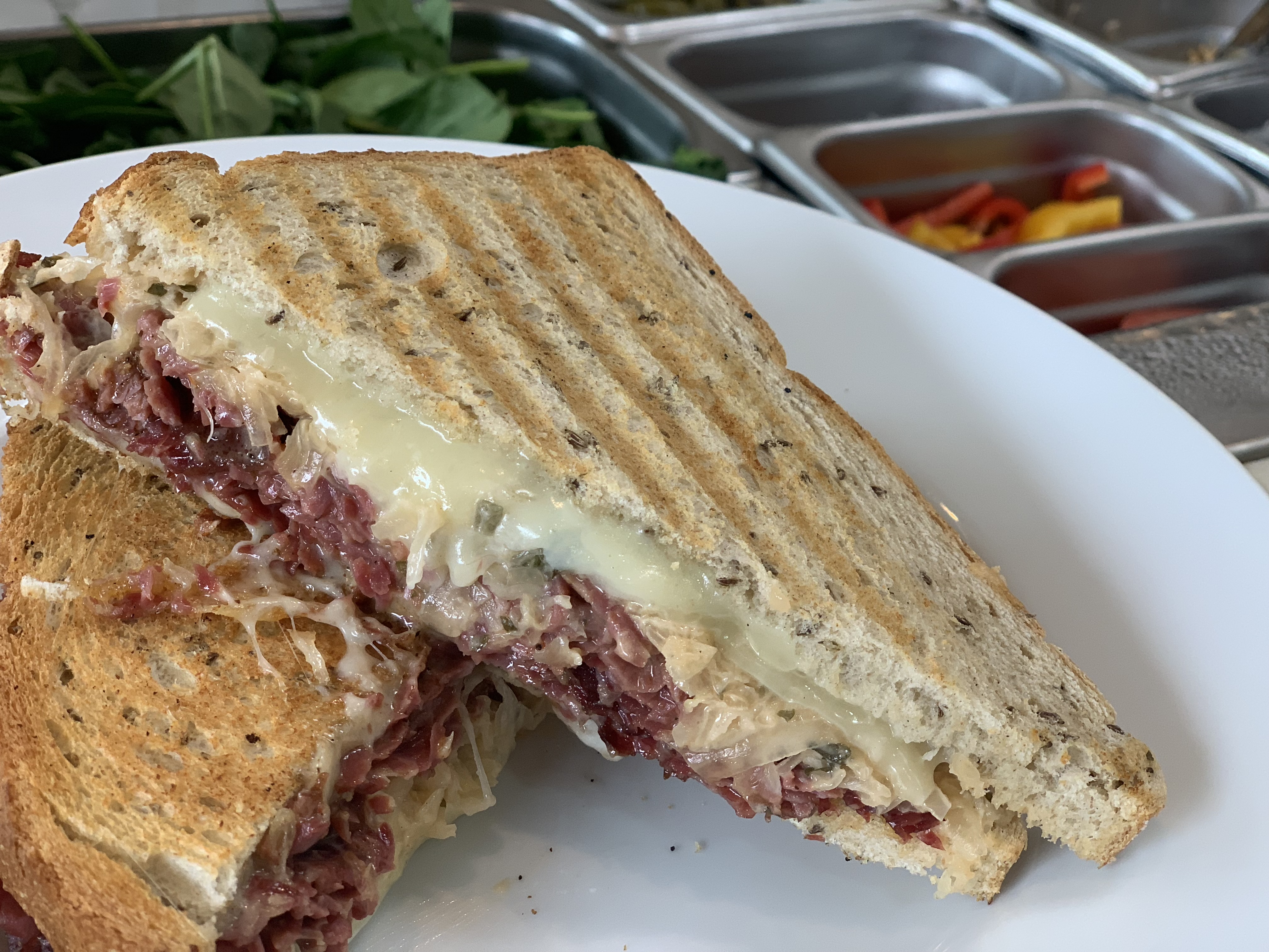 Order Classic Reuben Sandwich food online from Carvery Kitchen store, Los Angeles on bringmethat.com