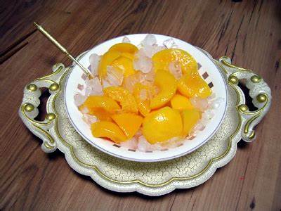 Order 황도 Sliced Yellow Peaches food online from Duri Pocha store, Ridgefield on bringmethat.com