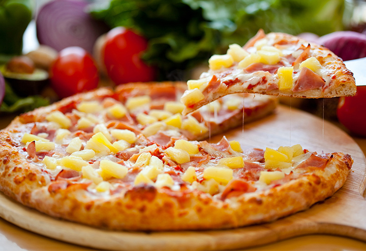 Order Hawaiian Pizza food online from Pizza Boli's store, Parkville on bringmethat.com