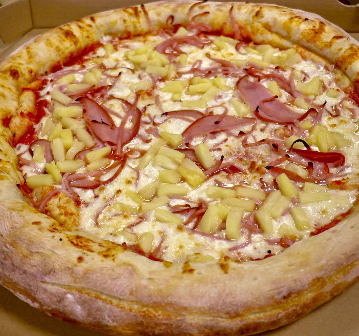 Order Hawaiian Specialty Pizza food online from The Post Pizza store, El Monte on bringmethat.com