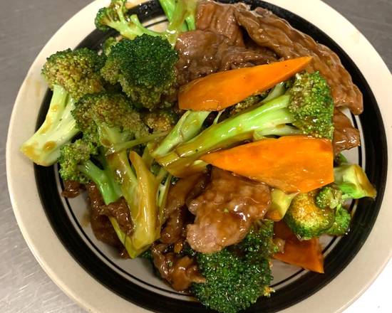 Order Beef Broccoli food online from New China Mongolian Bbq store, Los Angeles on bringmethat.com