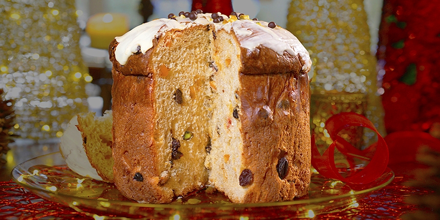 Order Urth Panettone food online from Urth Caffe store, Los Angeles on bringmethat.com