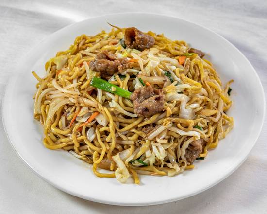 Order Beef with Vegetable Chow Mein 牛肉炒面 food online from House Of Wong Restaurant store, Honolulu on bringmethat.com