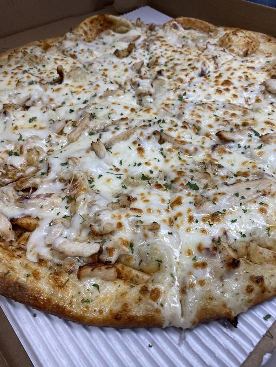 Order White Chicken Pizza food online from Mac Pizza & Wings store, Richmond on bringmethat.com