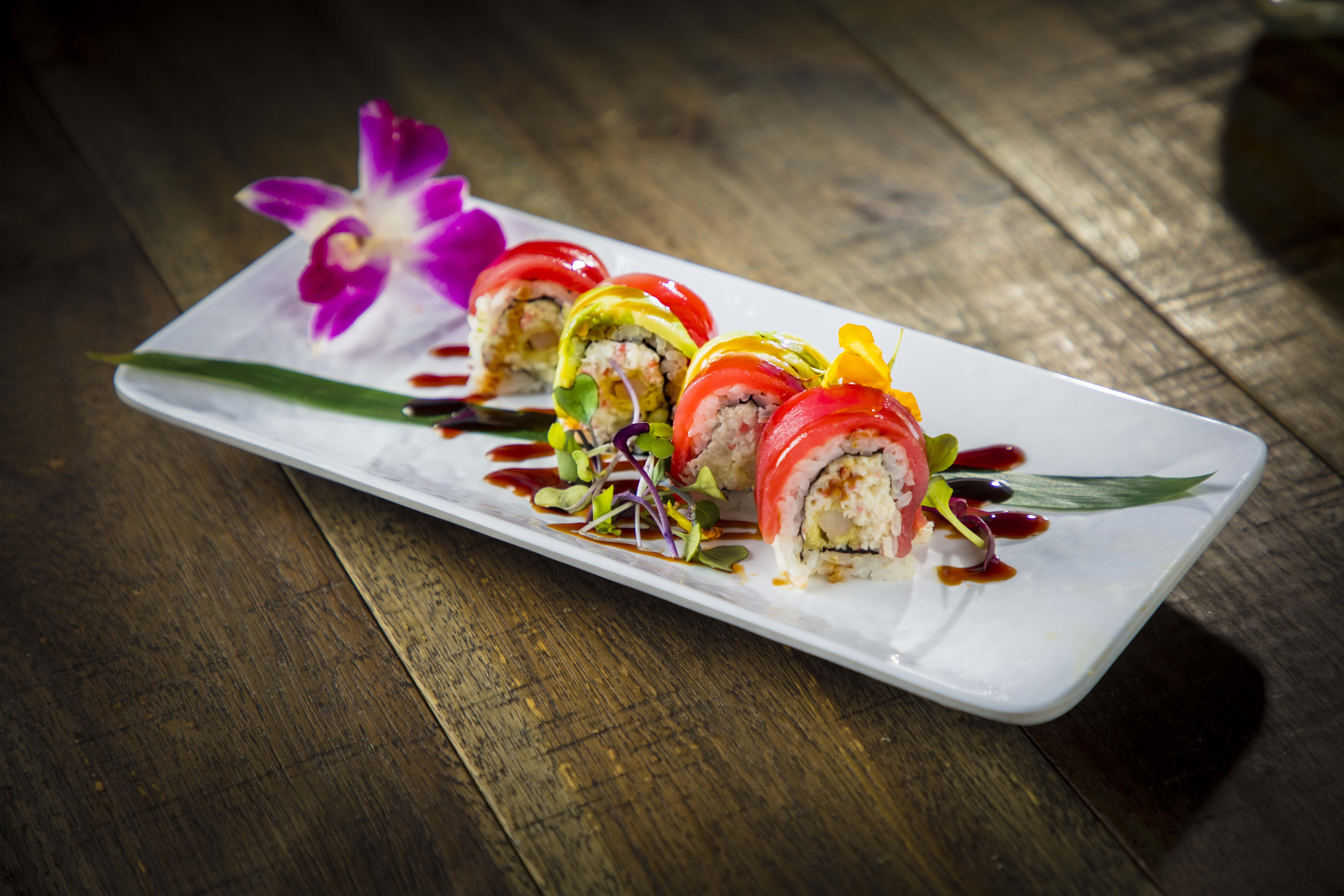 Order TR9 Volcano Roll 4pcs food online from Ginza Sushi store, Torrance on bringmethat.com