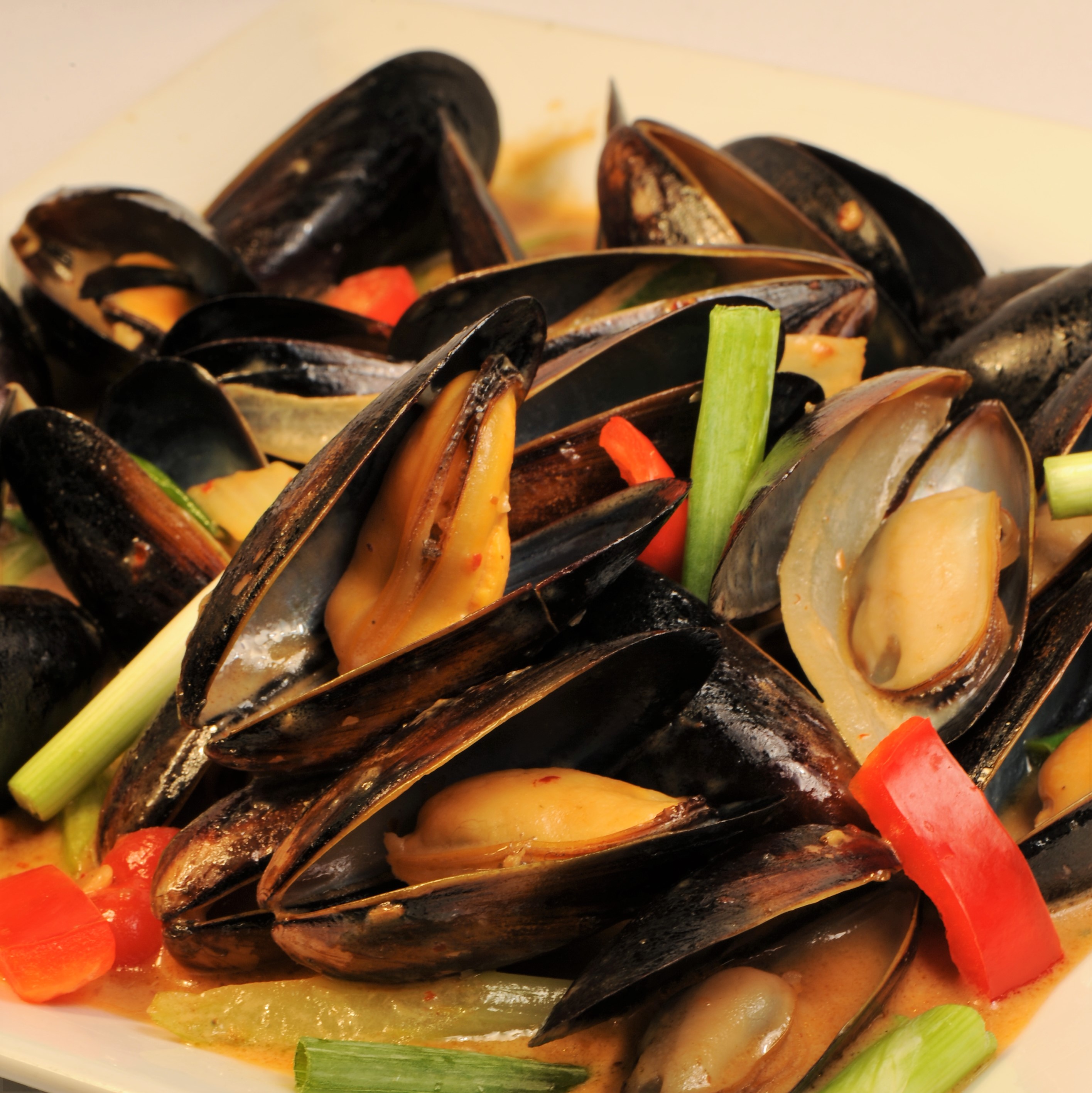 Order Pad Blue Mussels food online from Tasty Thai store, Modesto on bringmethat.com