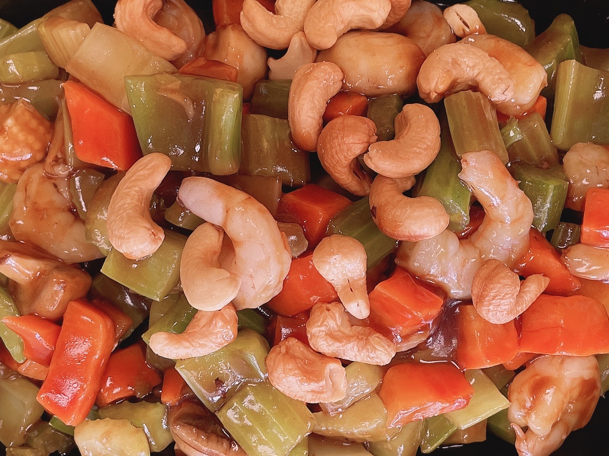 Order 89. Shrimp with Cashew Nuts food online from China Gate store, Kimberly on bringmethat.com