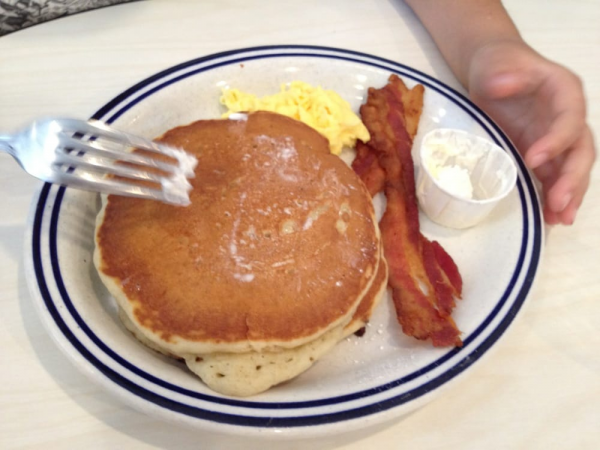 Order Chocolate Chip Pancakes food online from Dinahs Family Restaurant store, Los Angeles on bringmethat.com