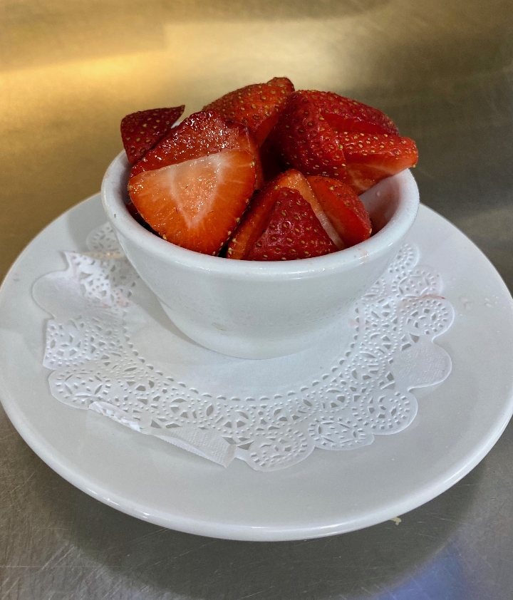 Order S/ STRAWBERRY food online from The Point Pancake House store, Gurnee on bringmethat.com