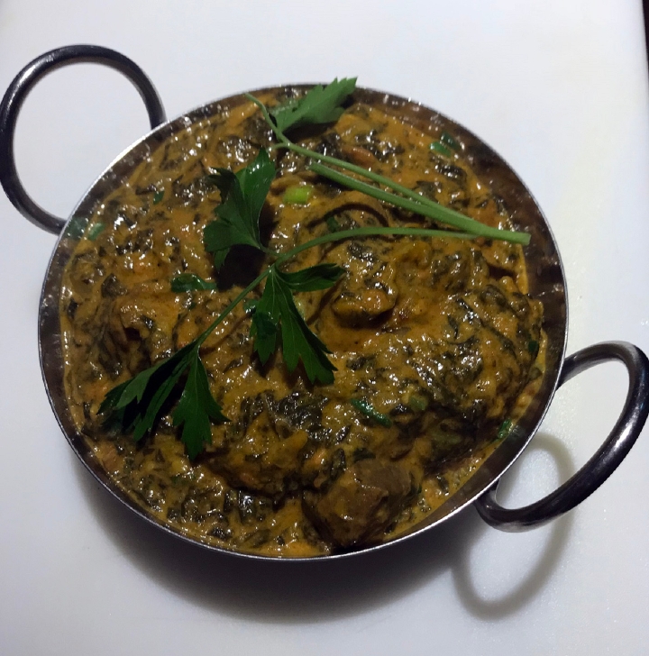 Order Chicken Saag food online from Himalayan Restaurant store, Niles on bringmethat.com