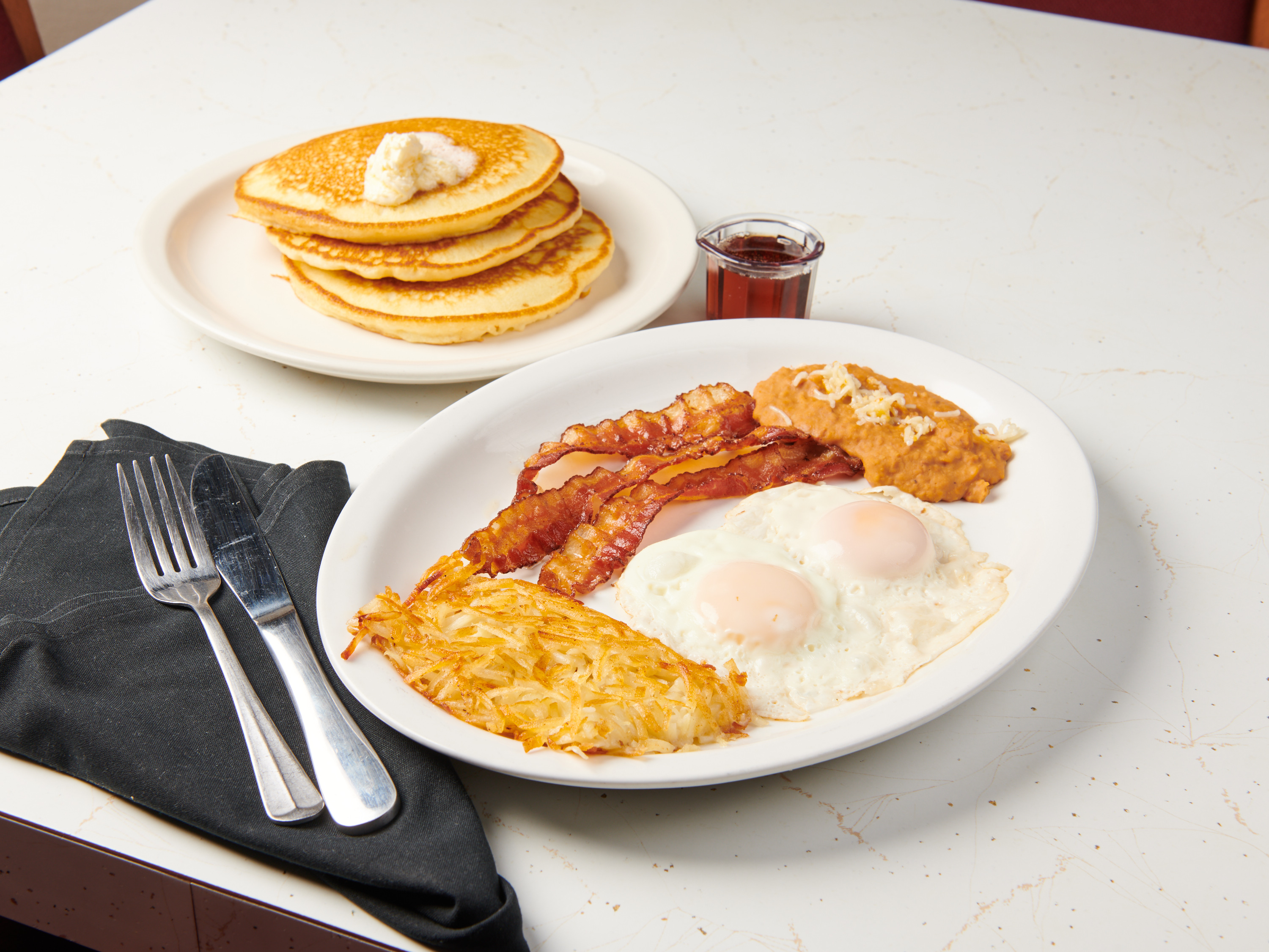 Order Jumbo American Breakfast food online from Mi Pueblito Cafe store, El Paso on bringmethat.com
