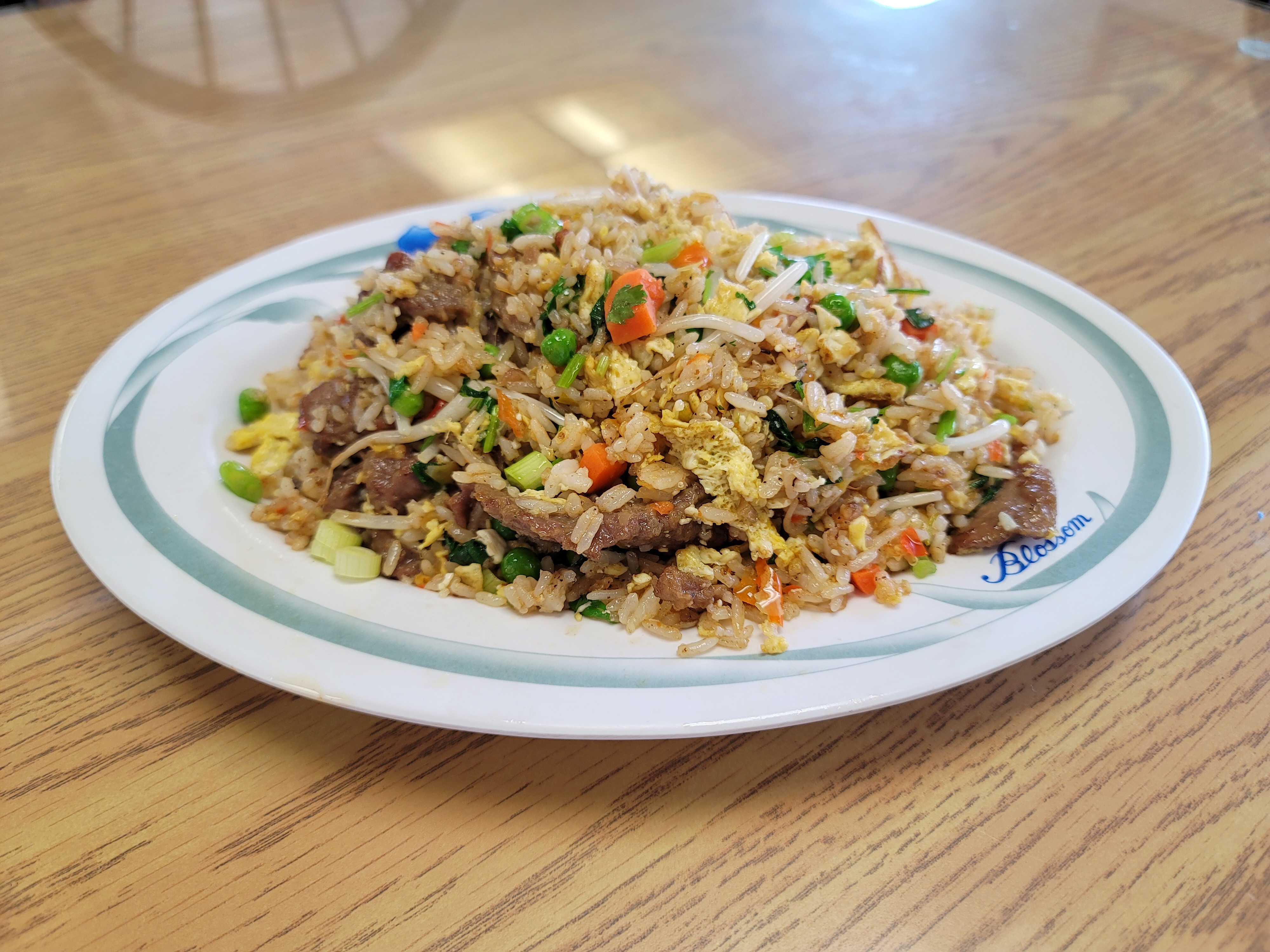 Order F2. Beef Fried Rice food online from White Pearl Restaurant store, Elgin on bringmethat.com