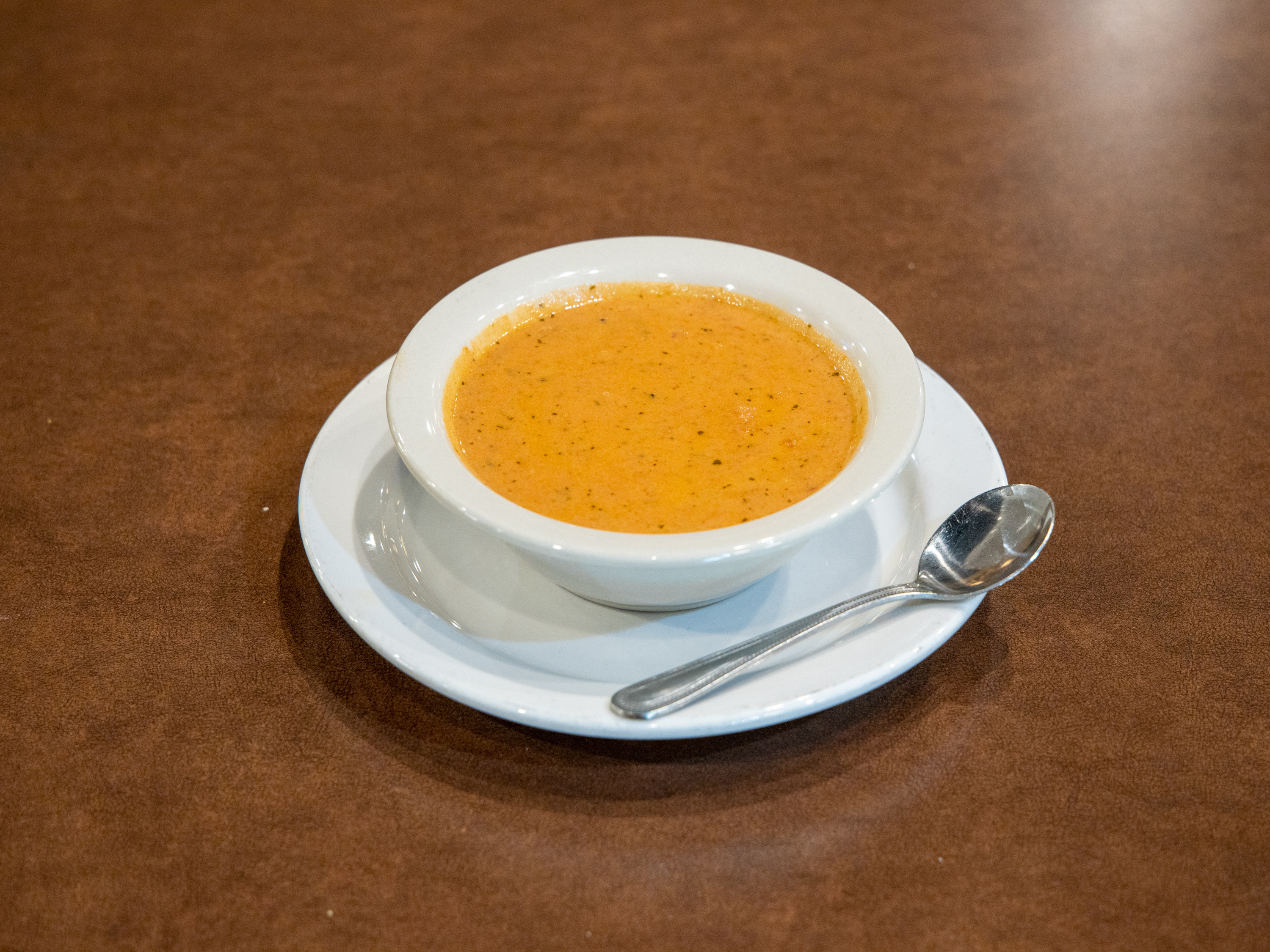 Order Tomato Basil Soup food online from New York Pizzeria store, Katy on bringmethat.com