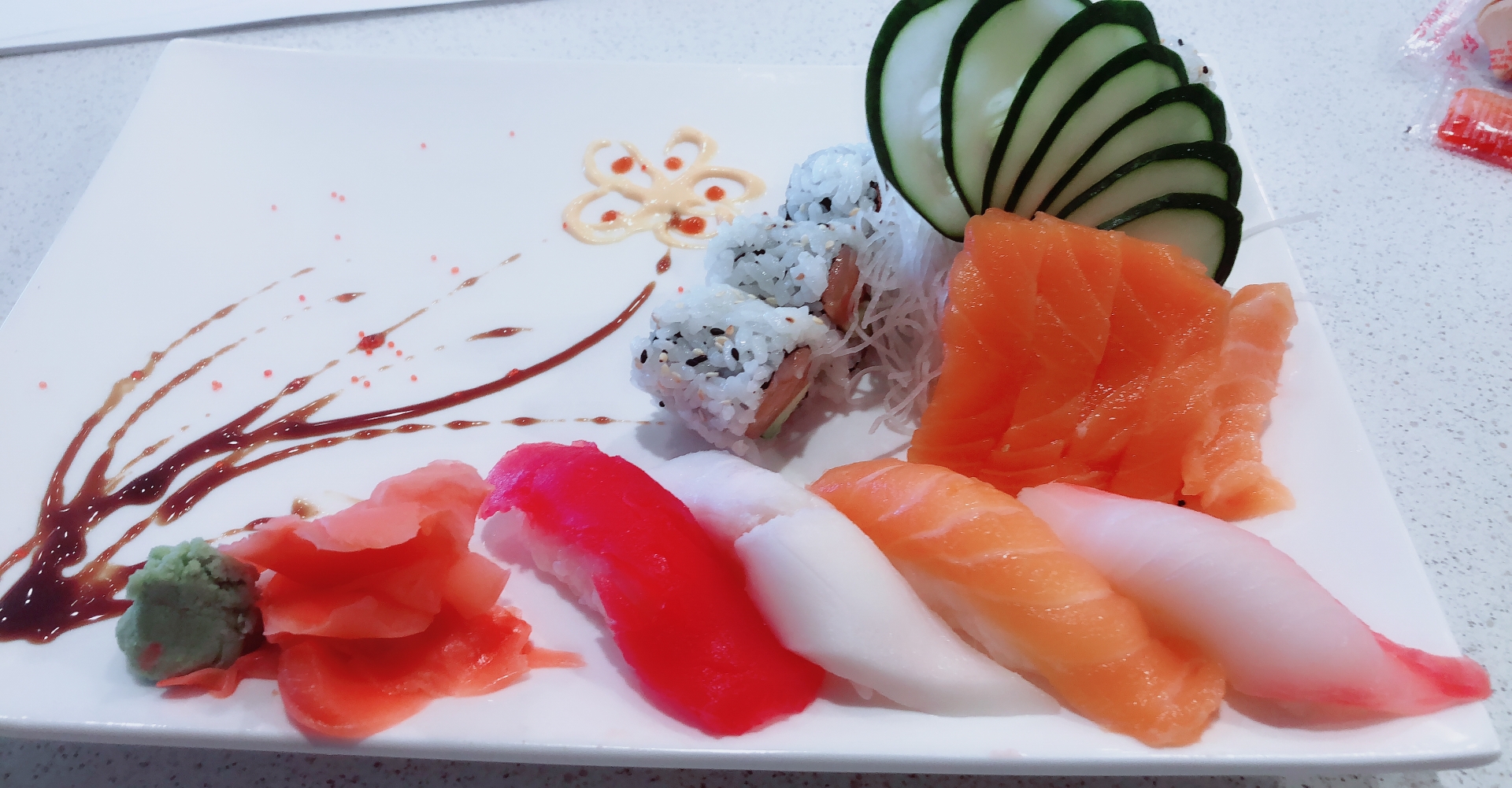 Order E8. Sushi and Sashimi food online from Daily Sushi store, Parkville on bringmethat.com