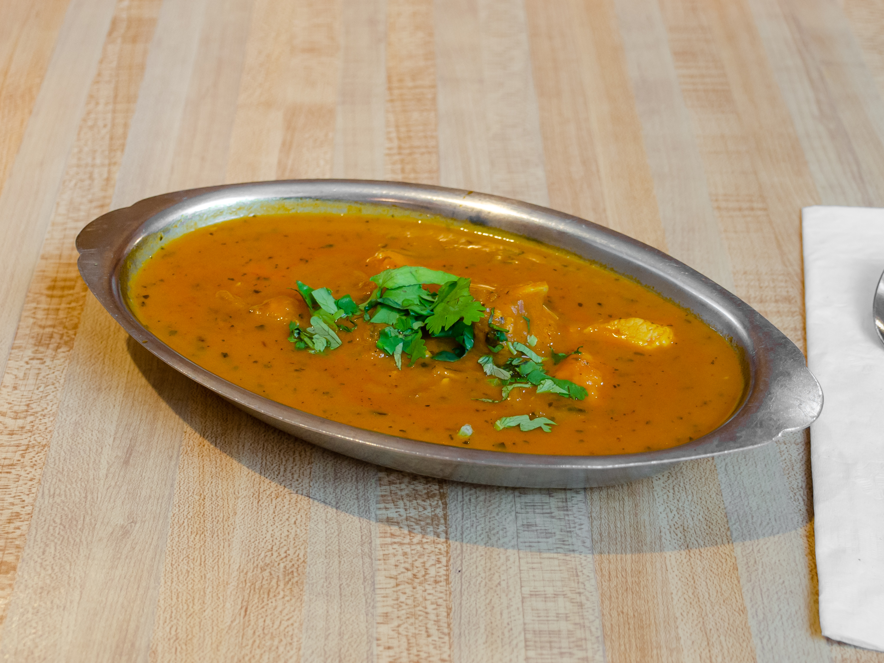Order 1. Chicken Curry food online from Jeet India Restaurant store, Beavercreek on bringmethat.com