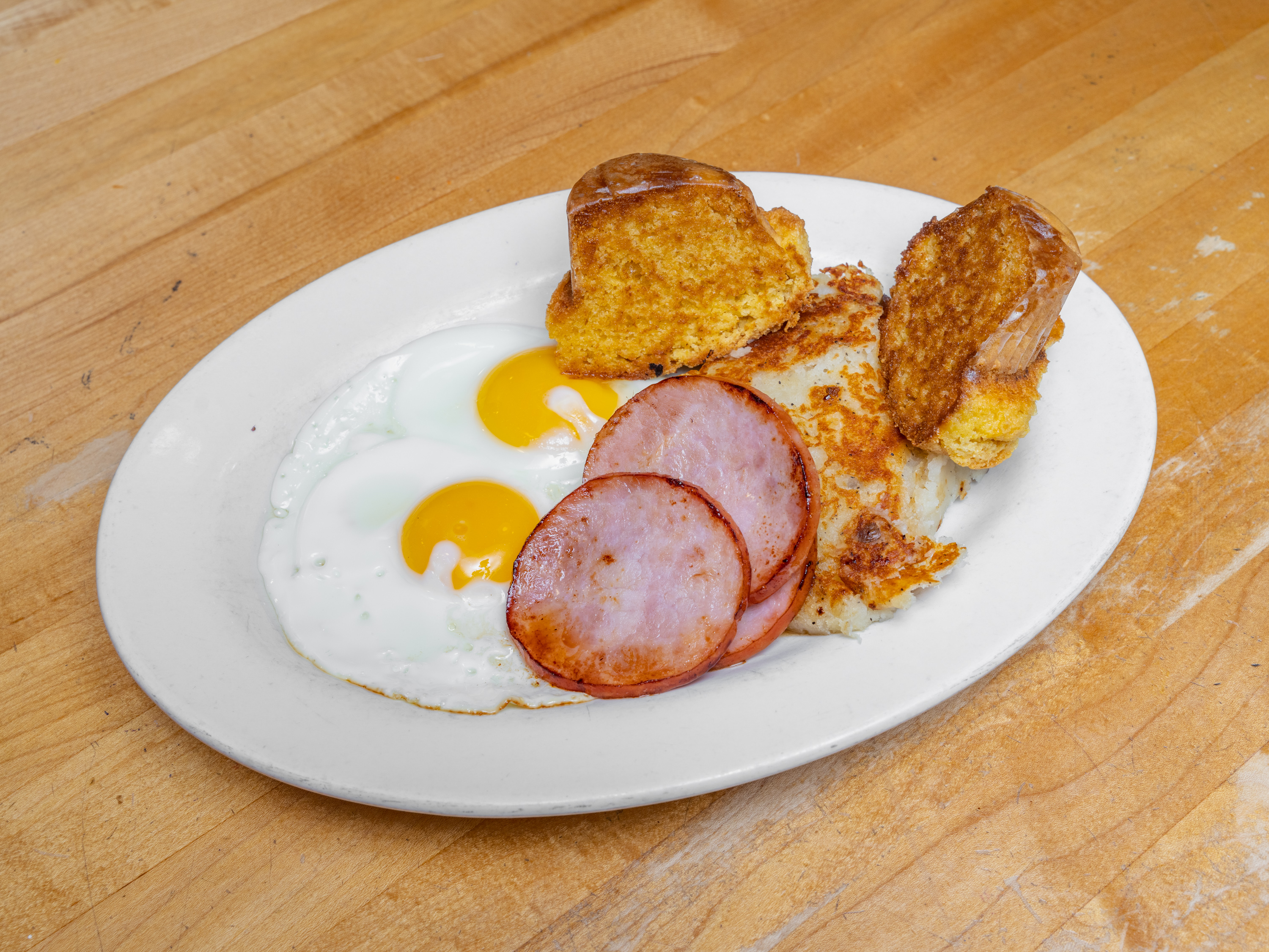Order Golden Grill Breakfast Plate food online from Soundbites store, Somerville on bringmethat.com