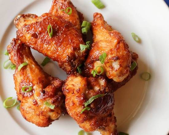 Order Sticky Wings food online from Reginellis Pizzeria store, New Orleans on bringmethat.com