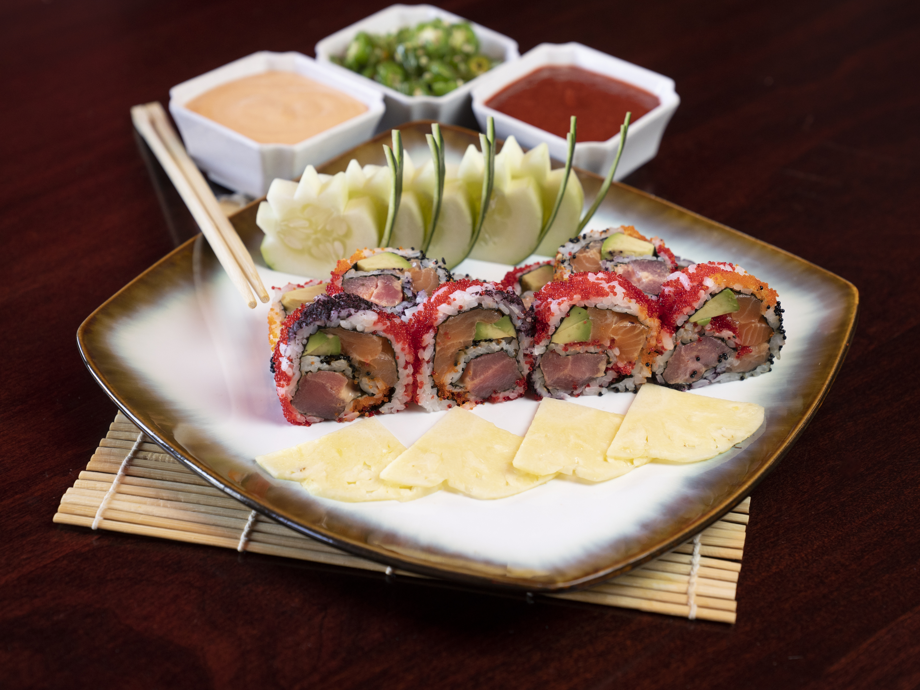 Order Ilusion Roll food online from Fussion Sushi Bar store, Laredo on bringmethat.com