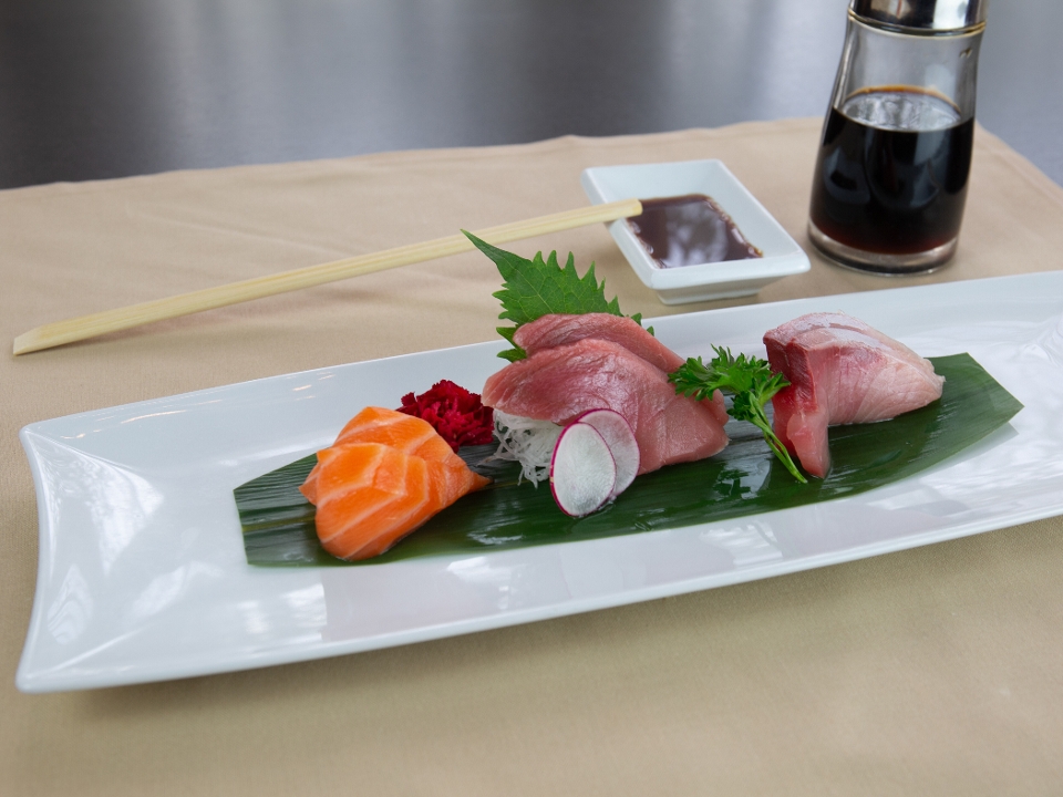 Order $14 Sashimi Appetizer food online from Teikoku Restaurant store, Newtown Square on bringmethat.com