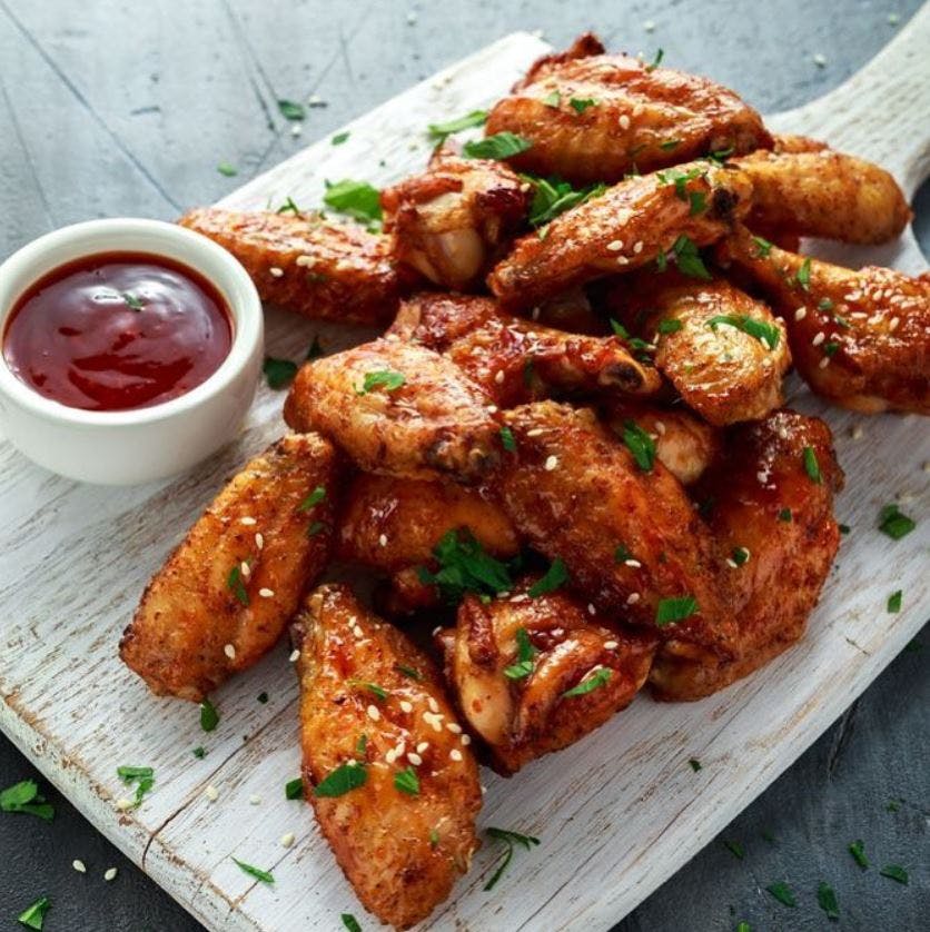 Order Chicken Wings - Starters food online from Prova PizzaBar store, New York on bringmethat.com