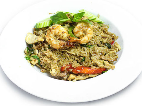 Order 78. Spicy Combination Fried Rice food online from Phuket Thai Restaurant store, Redondo Beach on bringmethat.com
