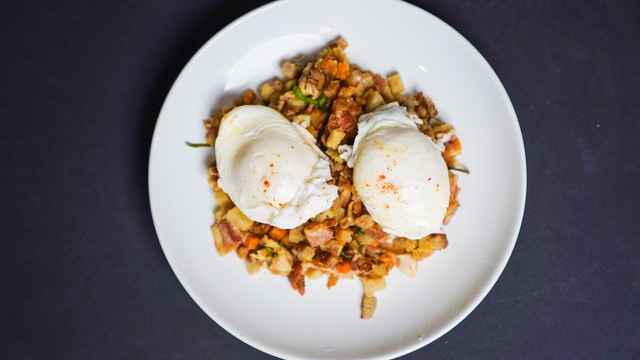 Order Potato Hash & Poached Eggs food online from Fork to Fit Kitchen store, Mcallen on bringmethat.com