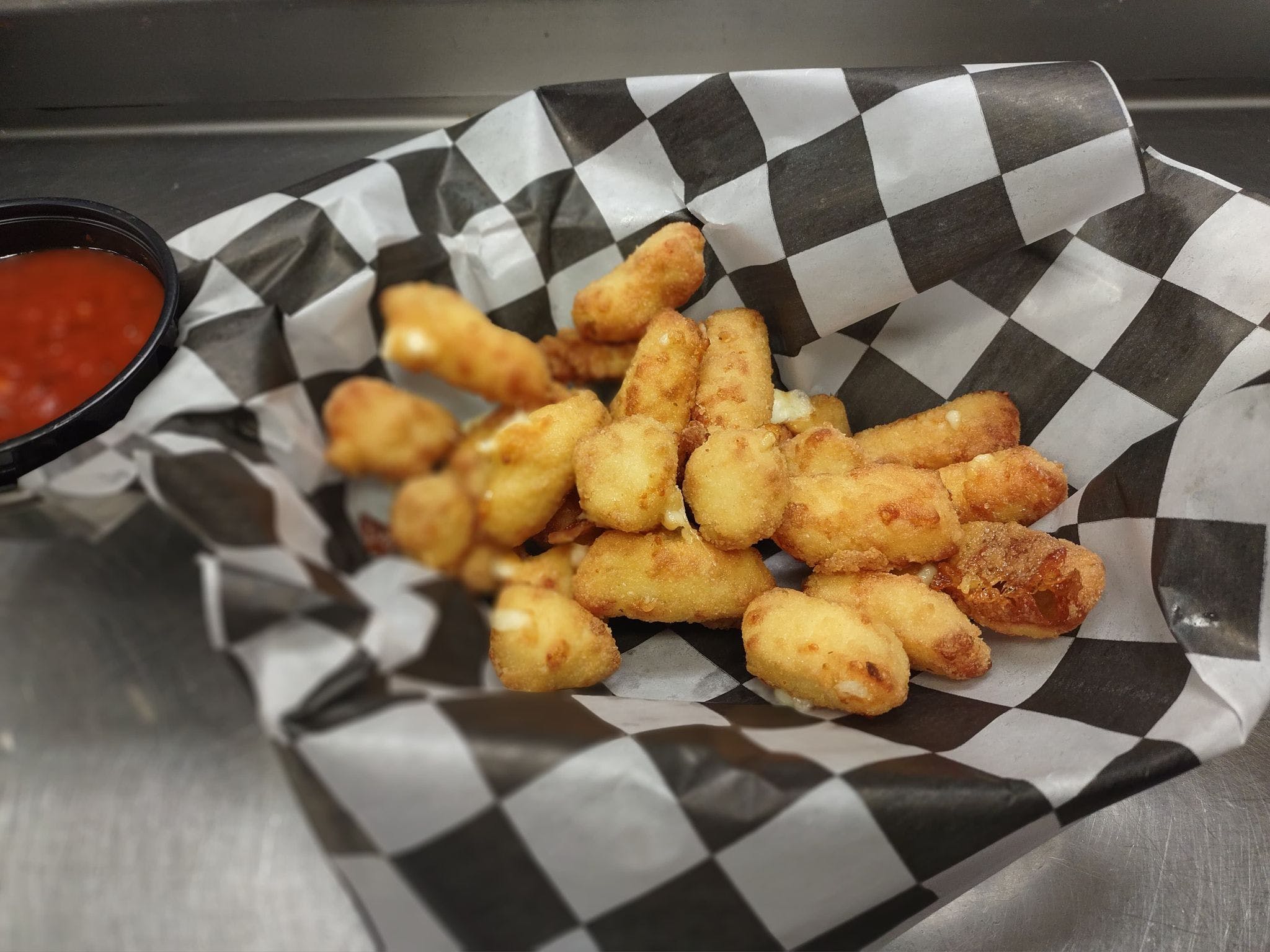 Order Cheese Curds - Appetizer food online from Original Italian Pizza store, Burnham on bringmethat.com