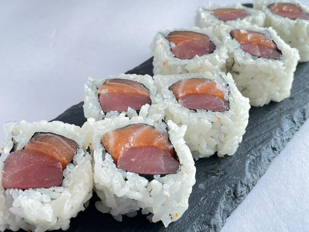 Order Half & Half Roll food online from Sushi Spott store, Mill Creek on bringmethat.com