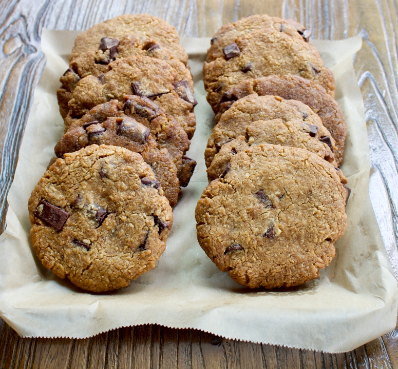 Order Chocolate Chip Cookie food online from Grass Roots Kitchen store, Tarrytown on bringmethat.com