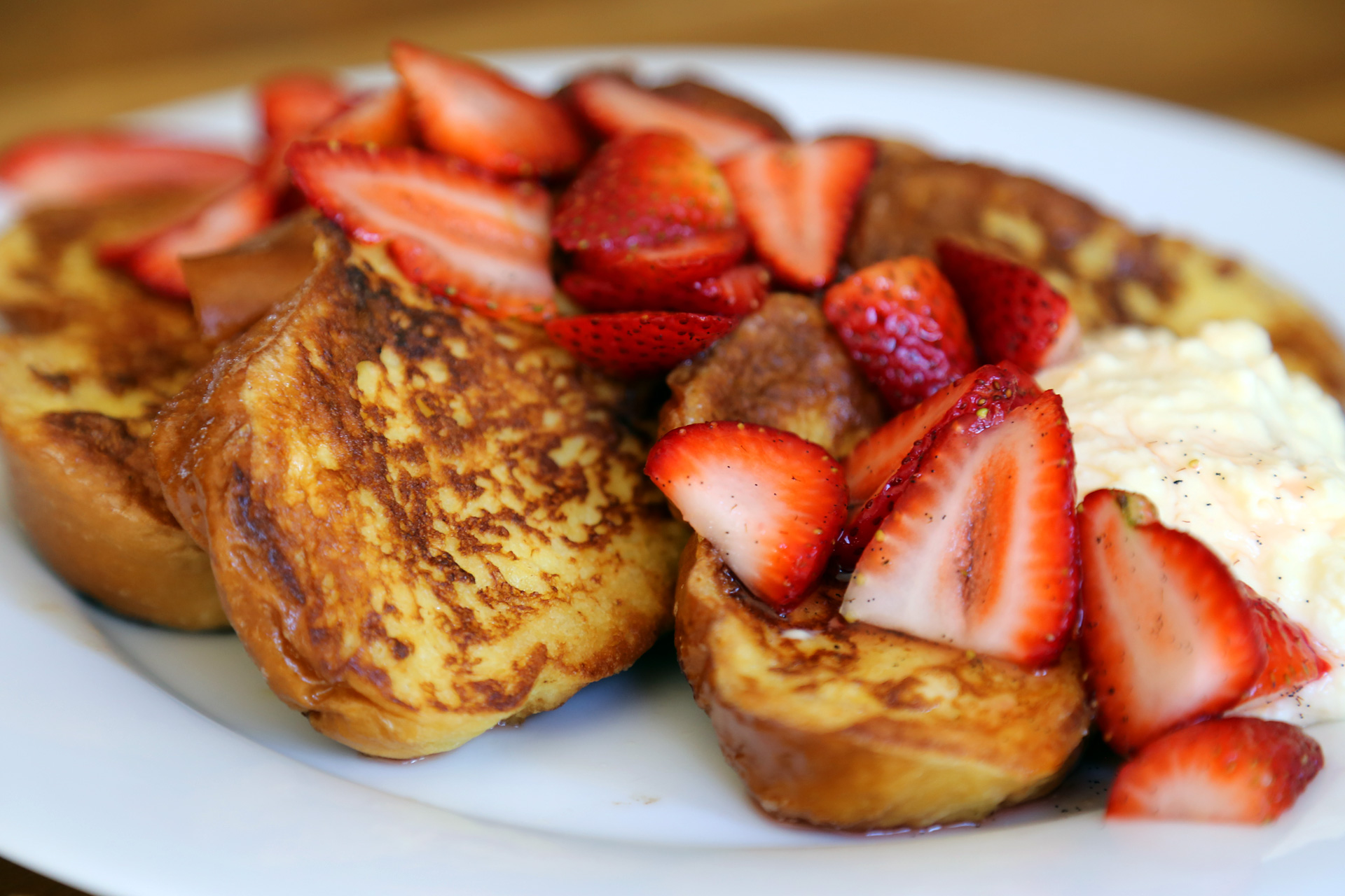 Order Fresh Strawberry French Toast food online from Neal Coffee Shop store, San Mateo on bringmethat.com