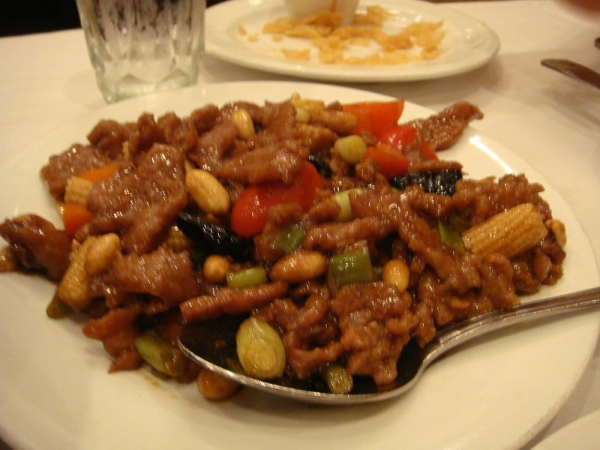 Order Kung Pao Beef food online from Shanghai Diamond Garden store, Los Angeles on bringmethat.com
