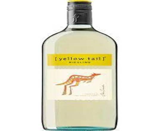 Order Yellow Tail Riesling 750 ml  12% food online from Pit Stop Liquor Mart store, El Monte on bringmethat.com