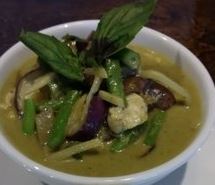Order Green Curry food online from Thai Lily Cafe store, Houston on bringmethat.com