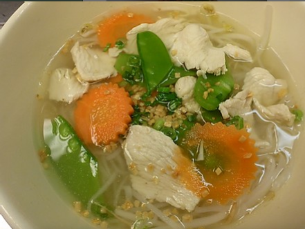 Order Siam Chicken Noodle Soup food online from Thaiwat Restaurant store, Reading on bringmethat.com