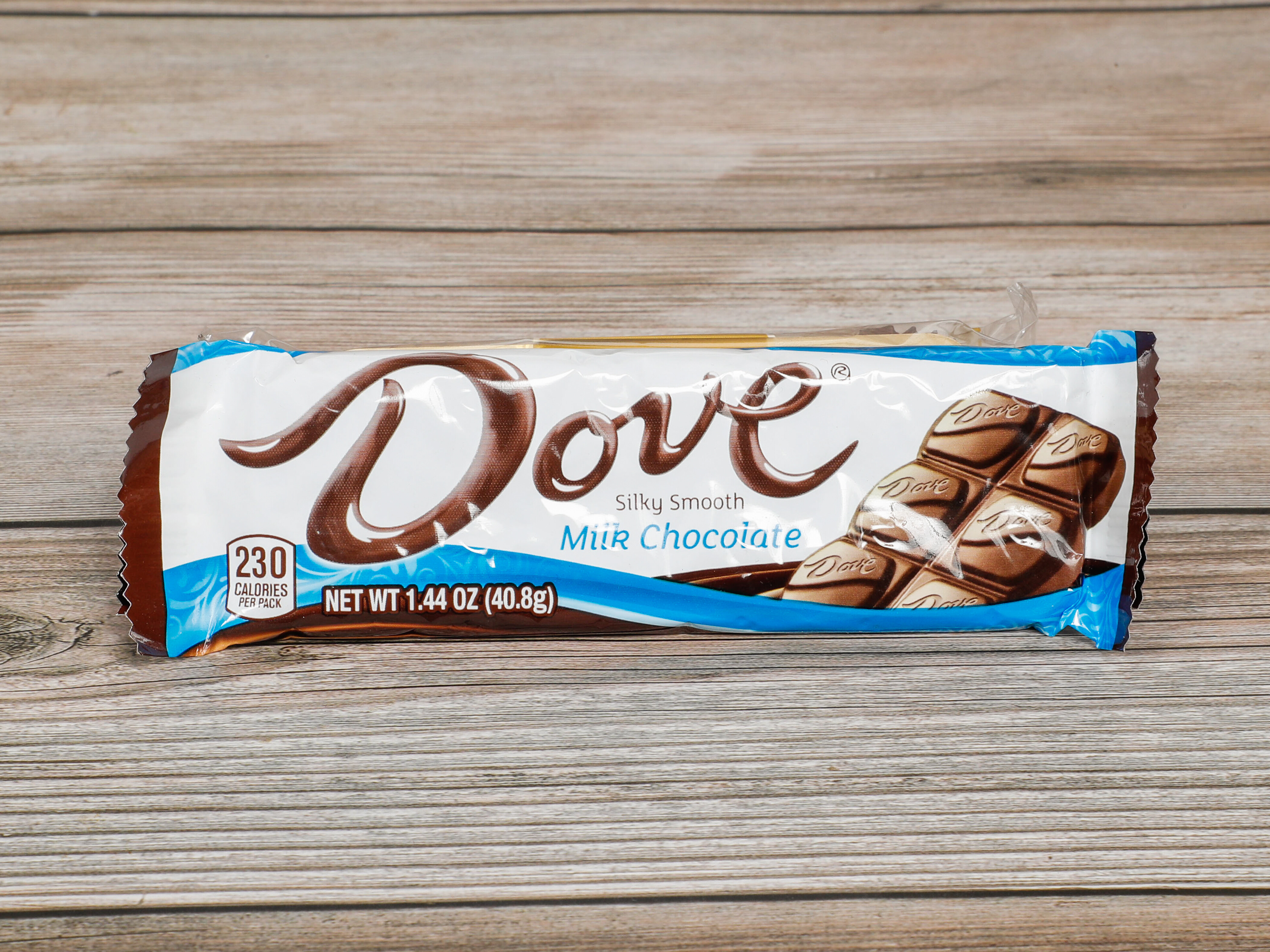 Order Dove Milk Chocolate food online from Amigos Halal Market store, Daly City on bringmethat.com