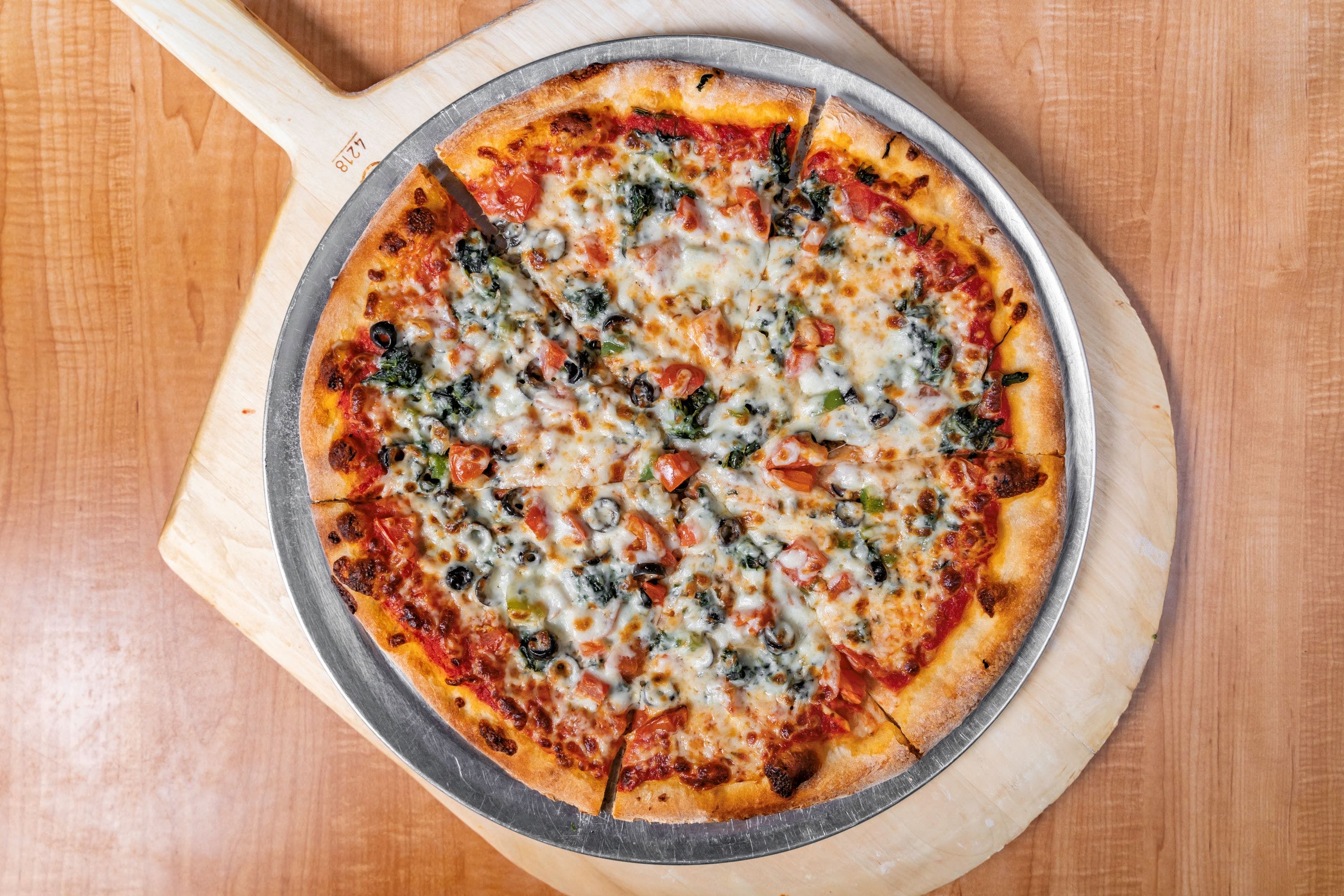 Order Veggie Pizza - Personal 10" food online from Luigi Italian Restaurant store, Hondo on bringmethat.com